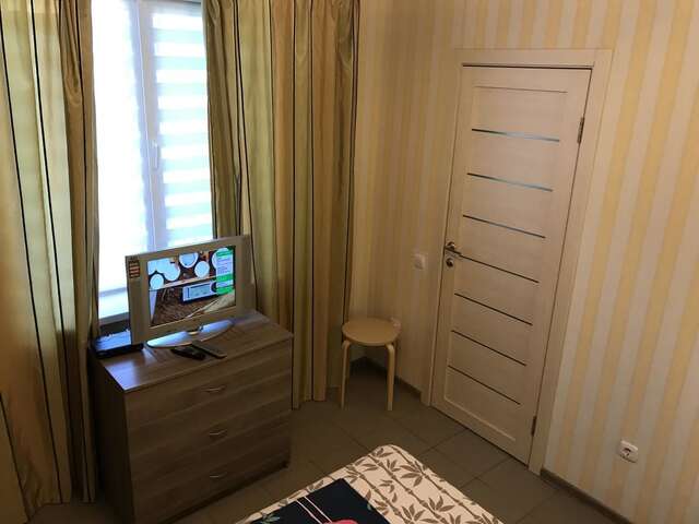 Гостевой дом Guest house Четыре Сезона Гагра-32
